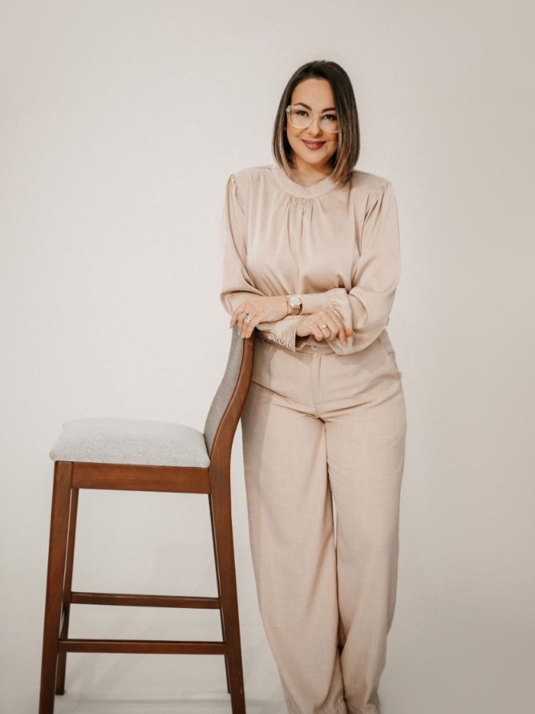 Renatta Bórgez, Consultora de Imagem e Psicoterapeuta